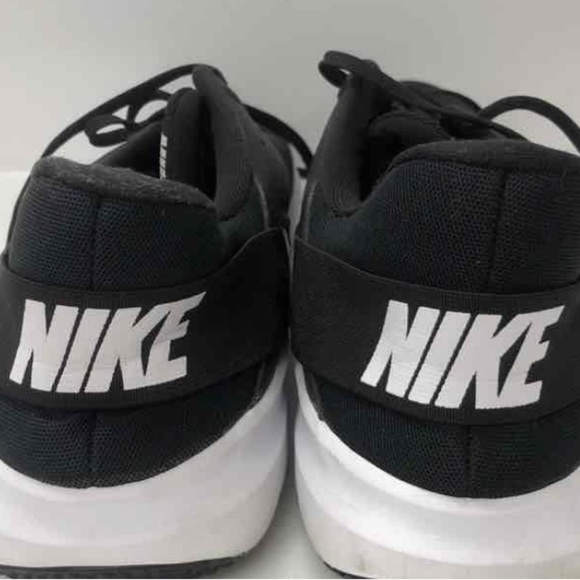 Men Nike - Picture 2 of 5